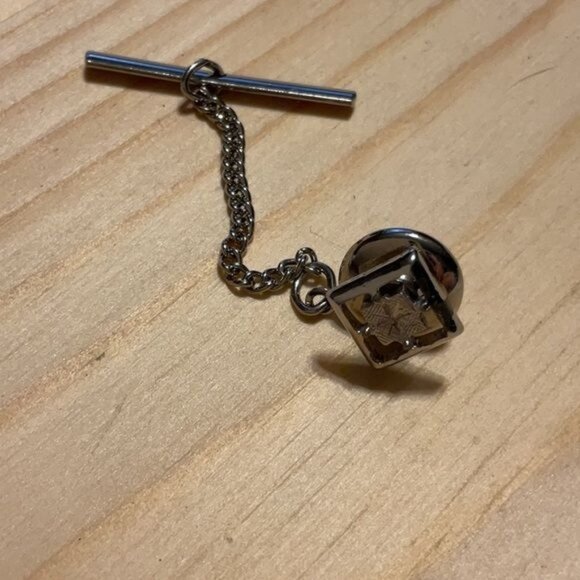 Silver-Plated Tie Tack Pin With Chain & Bar - Picture 1 of 2